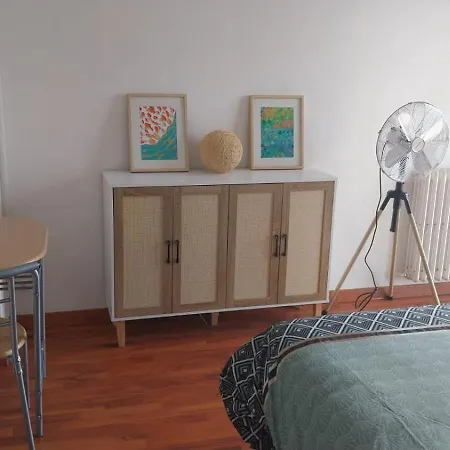 A 1km De La Gare De Caen Et 9 Kms De La Apartamento *