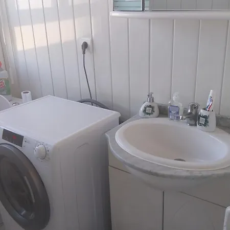 A 1km De La Gare De Caen Et 9 Kms De La